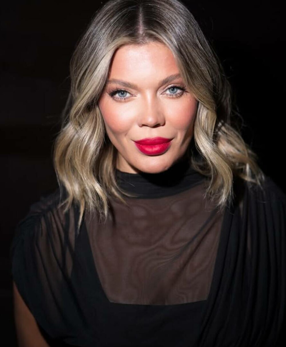 Gina Pistol împlinește 45 de ani. Imagini cu momente din cariera și viața ei | FOTO - Imaginea 14