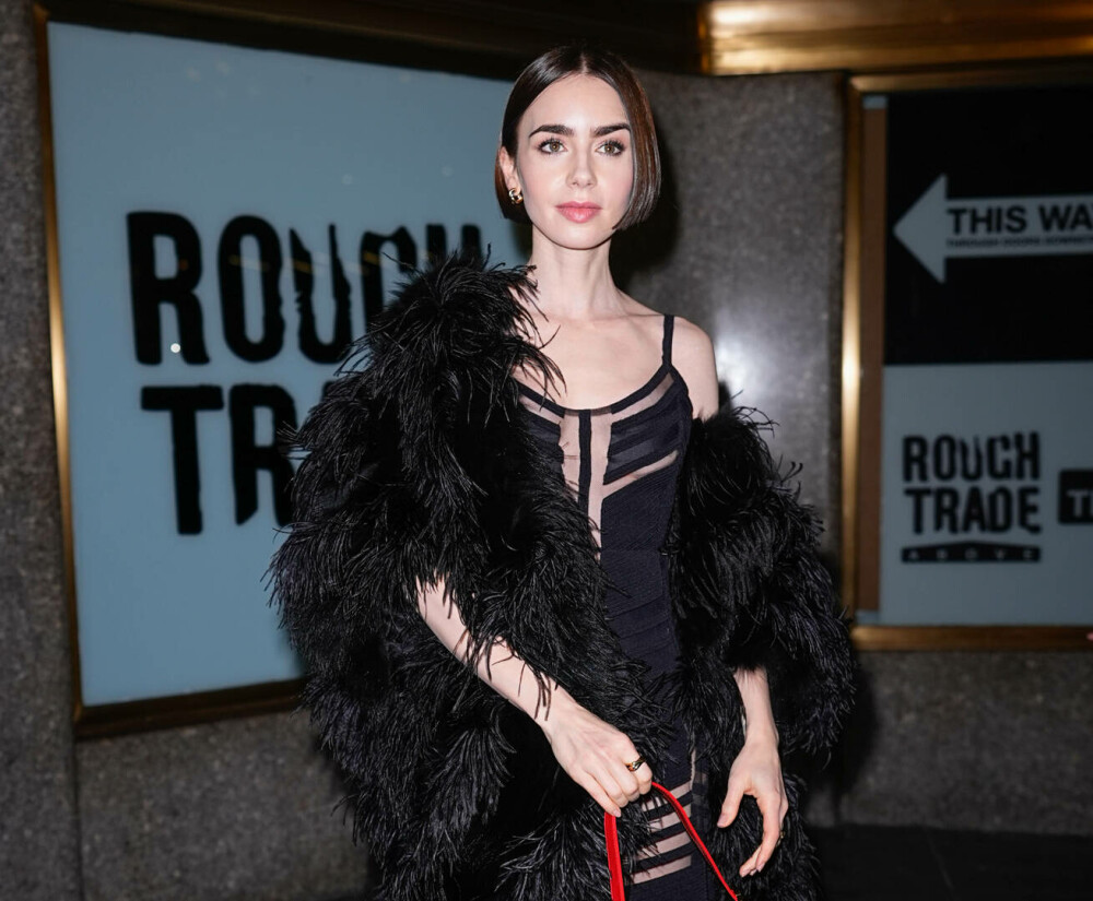 Lily Collins a izbucnit în lacrimi când a întâlnit-o pentru prima dată pe Victoria Beckham. FOTO&VIDEO - Imaginea 3