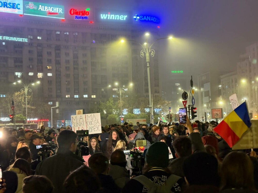 Protest în Piața Victoriei. Sute de oameni au ieșit în stradă să ceară demiteri la vârful Justiției. VIDEO - Imaginea 3