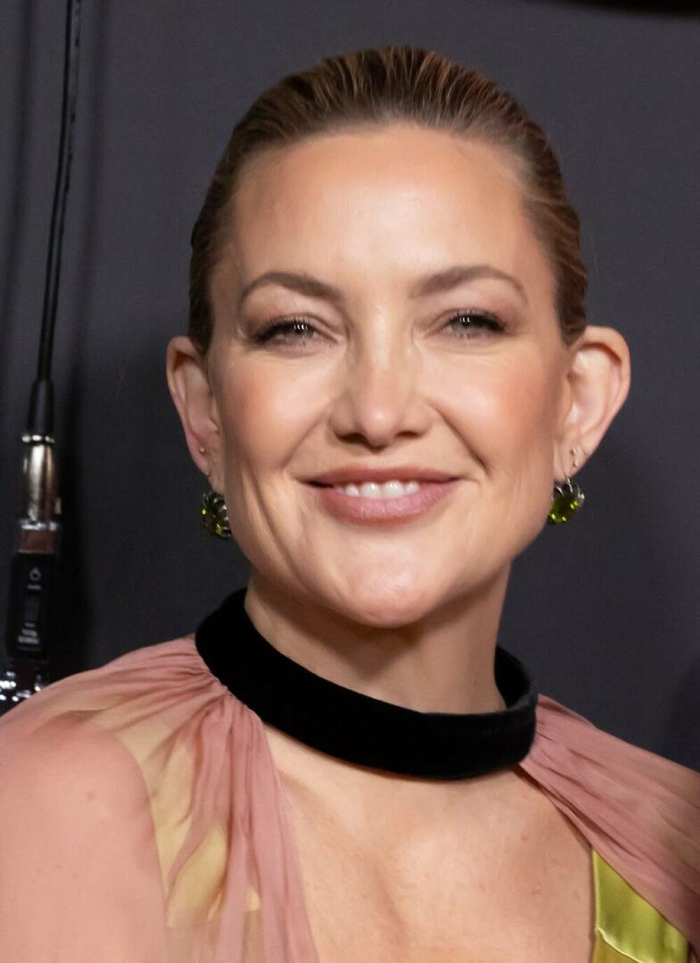 Kate Hudson și familia sa, apariție elegantă la premiera „Song Sung Blue” din New York. FOTO - Imaginea 37