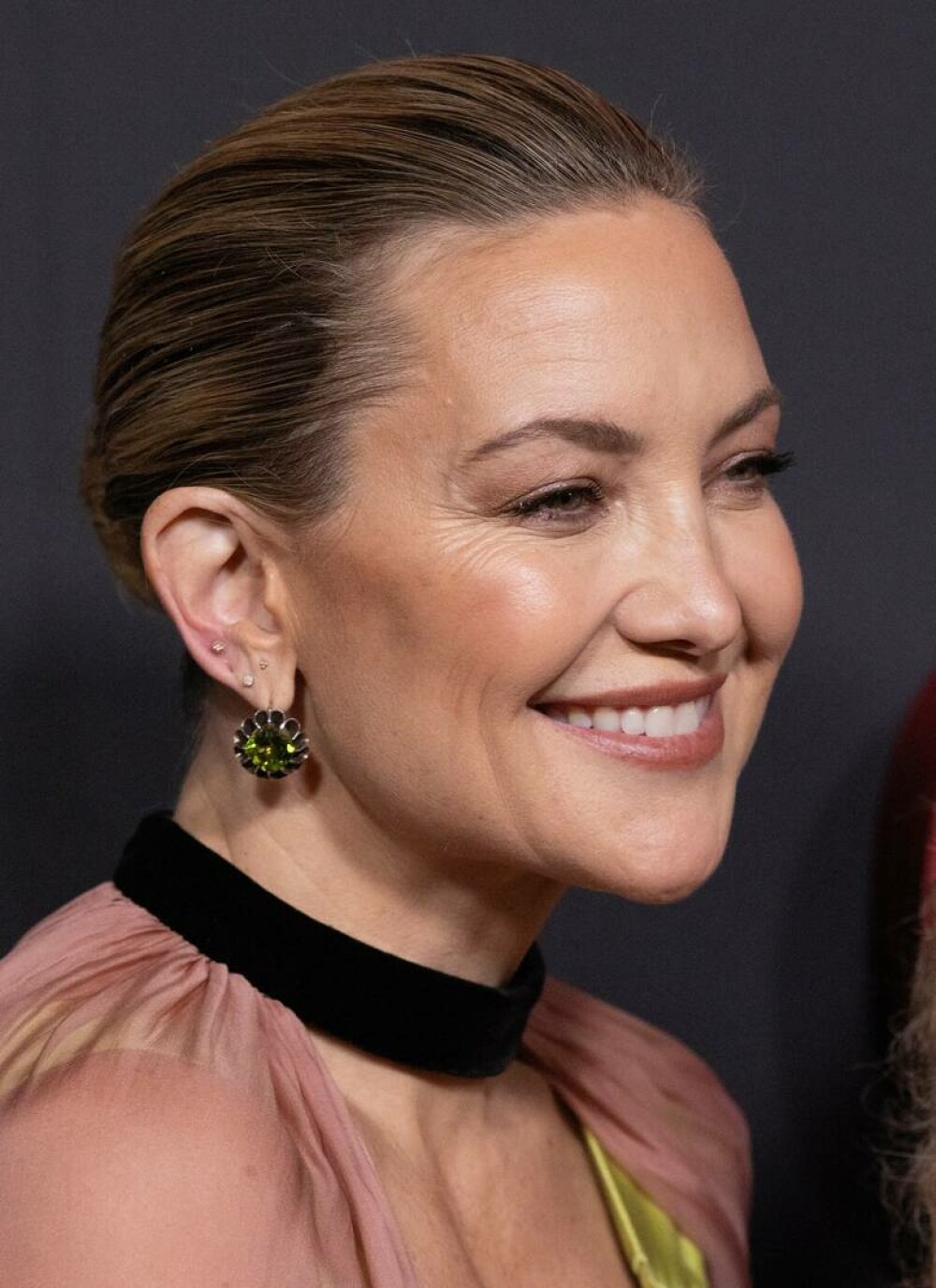 Kate Hudson și familia sa, apariție elegantă la premiera „Song Sung Blue” din New York. FOTO - Imaginea 38
