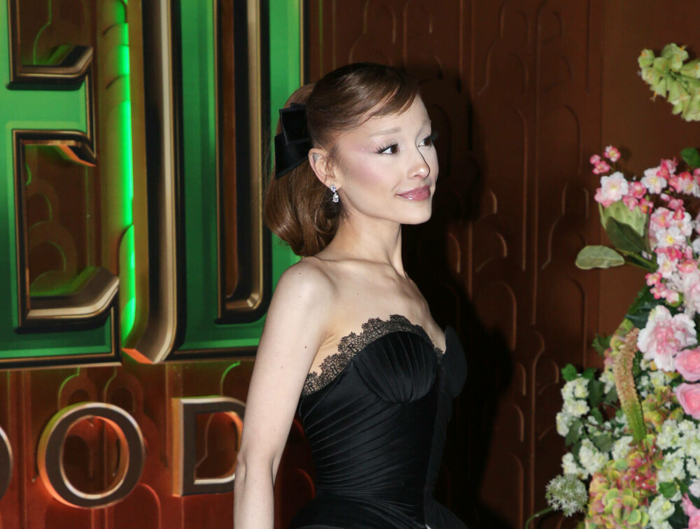 Transformarea incredibilă a Arianei Grande. Cum arată acum vedeta. Fanii sunt îngrijorați. GALERIE FOTO - Imaginea 16