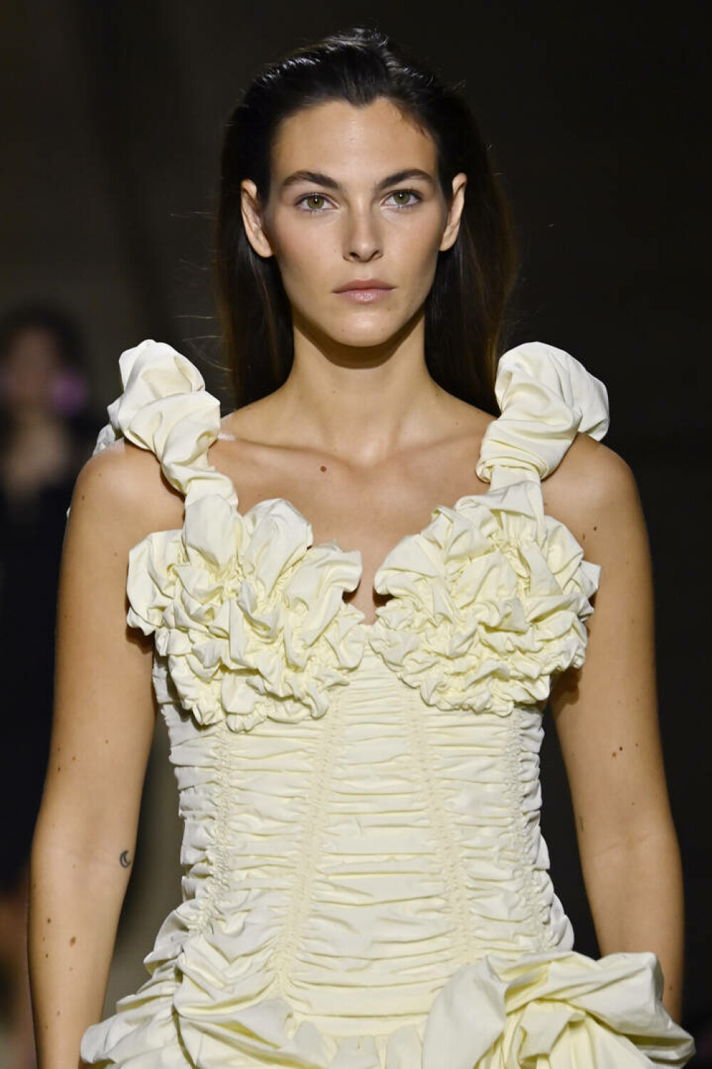 Femeia pentru care DiCaprio a spus „adio” limitei de vârstă. Cum arată modelul care i-a anulat faimoasa teorie. GALERIE FOTO - Imaginea 14