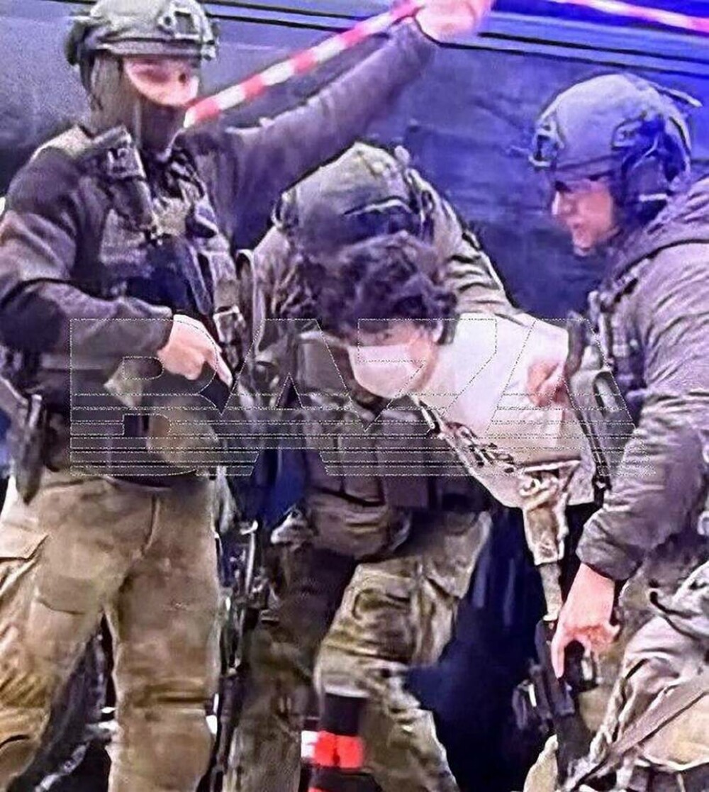 Copil de 10 ani, înjunghiat mortal de un adolescent într-o școală din Rusia. Atacatorul purta un tricou cu „No Lives Matter” - Imaginea 2