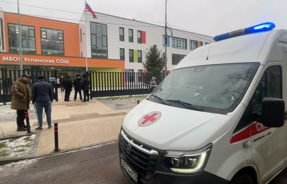 Copil de 10 ani, înjunghiat mortal de un adolescent într-o școală din Rusia. Atacatorul purta un tricou cu „No Lives Matter” - Imaginea 1