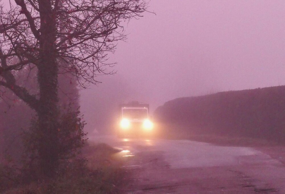 O ceață roz spectaculoasă a cuprins Marea Britanie. Cum explică specialiștii fenomenul meteo rar. GALERIE FOTO - Imaginea 1