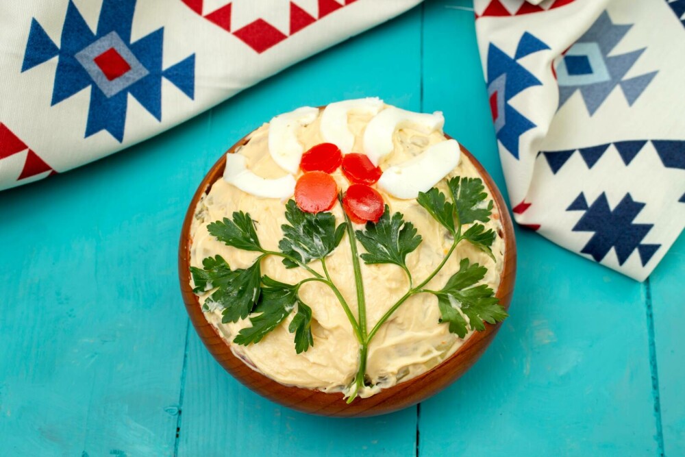 Reţeta originală de salată boeuf cu carne de vită pentru masa de Crăciun. Trucul folosit de gospodinele experimentate - Imaginea 7