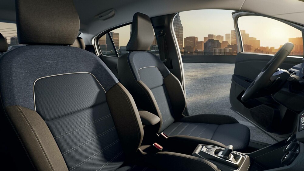 FOTO Dacia anunță că noul Logan poate fi comandat în România. Cât costă una dintre cele mai vândute mașini de pe piața locală - Imaginea 7