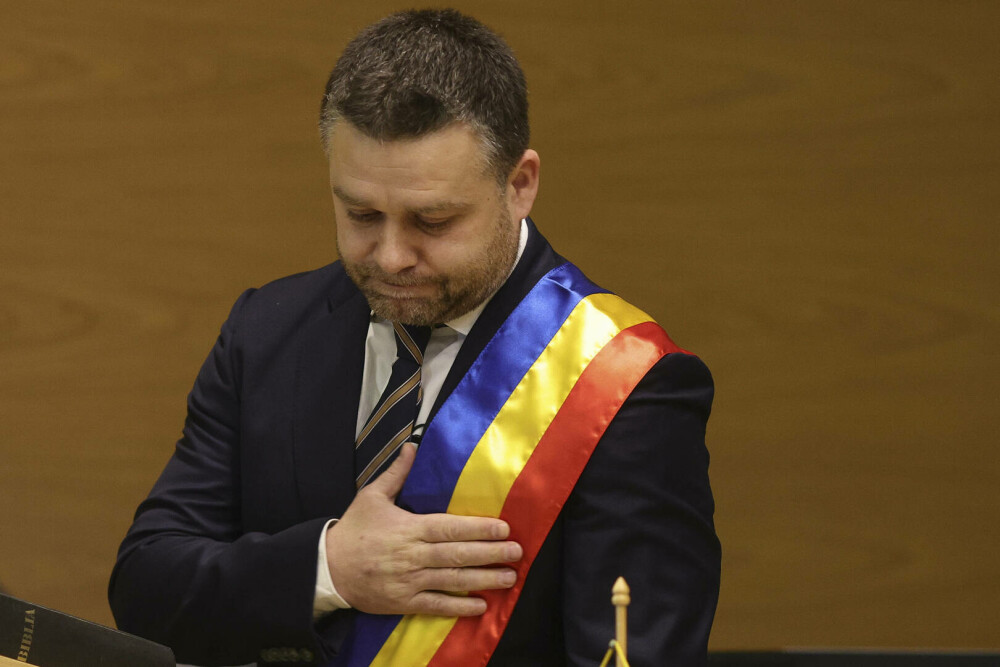Ciprian Ciucu a depus jurământul pentru preluarea funcţiei de primar general al Capitalei. „Sunt încrezător” - Imaginea 4