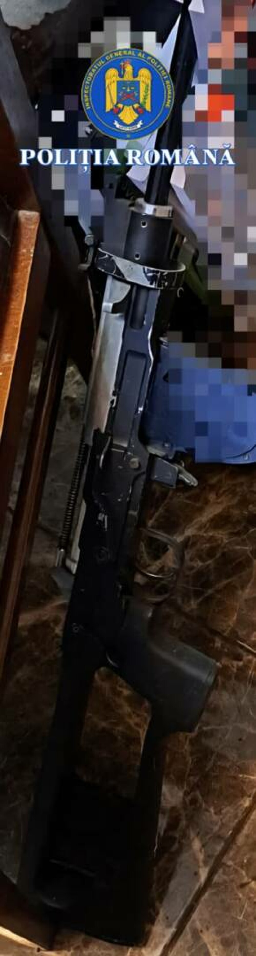 Poliția Română: 32 de arme airsoft, posibil modificate pentru muniție letală, au fost găsite în casa unui bărbat - Imaginea 3