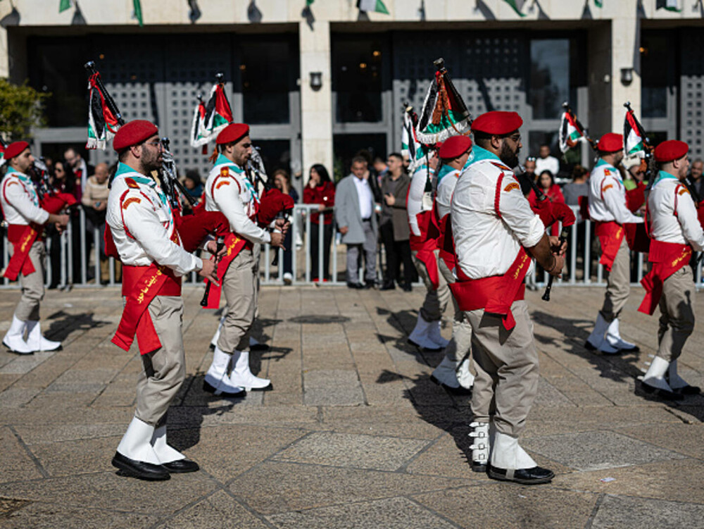 Primul Crăciun în Betleem după doi ani de război în Gaza: parade, colinde și tradiții reluate în umbra crizei umanitare. FOTO - Imaginea 9