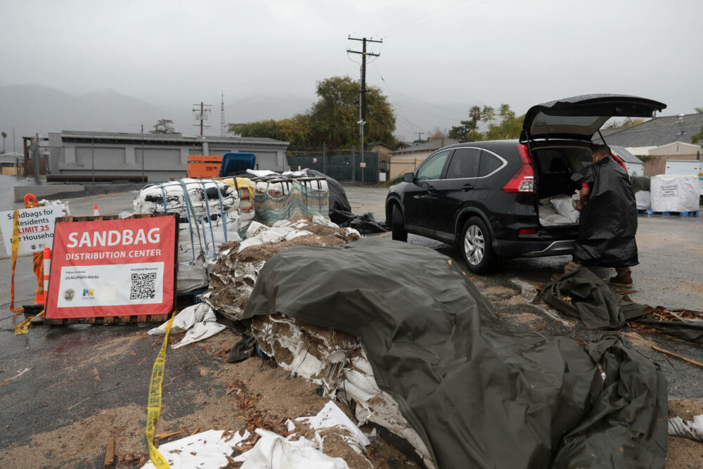 Stare de urgenţă în Los Angeles. Un „râu atmosferic” urmează să traverseze California, cu ploi puternice și ninsori - Imaginea 8