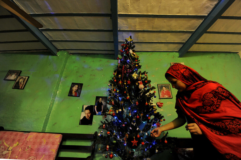 Crăciunul în jurul lumii. Cele mai frumoase imagini ale atmosferei de sărbătoare. GALERIE FOTO - Imaginea 2