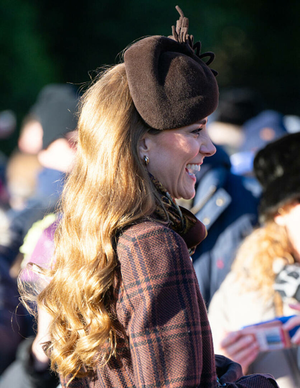 Kate Middleton, apariție elegantă la slujba de Crăciun alături de familia regală. Ce ținută a purtat. GALERIE FOTO - Imaginea 18