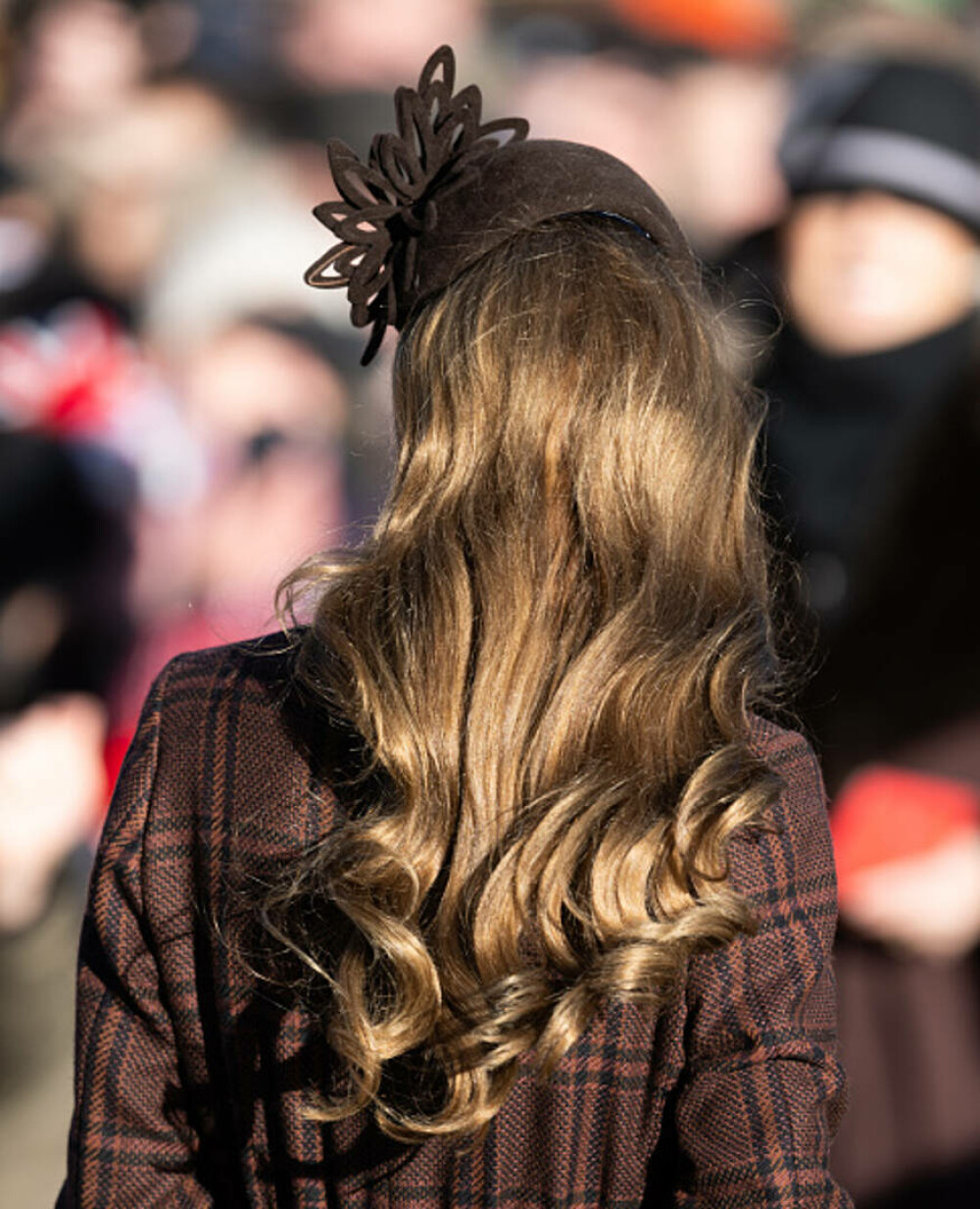 Kate Middleton, apariție elegantă la slujba de Crăciun alături de familia regală. Ce ținută a purtat. GALERIE FOTO - Imaginea 23