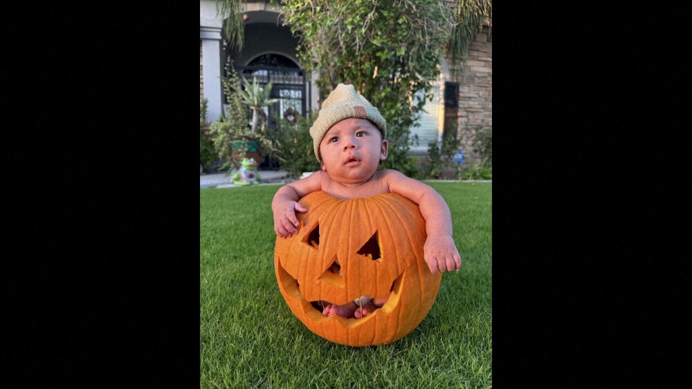 „Unul la un milion”. Un bebeluș sănătos s-a născut după o sarcină extrem de rară, uimindu-i pe medici - Imaginea 3