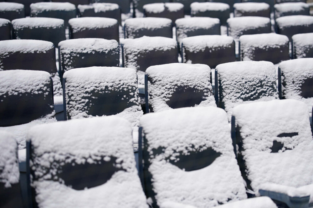 New York și New Jersey, în stare de urgență din cauza unei furtuni de zăpadă. Traficul aerian a fost afectat - Imaginea 4