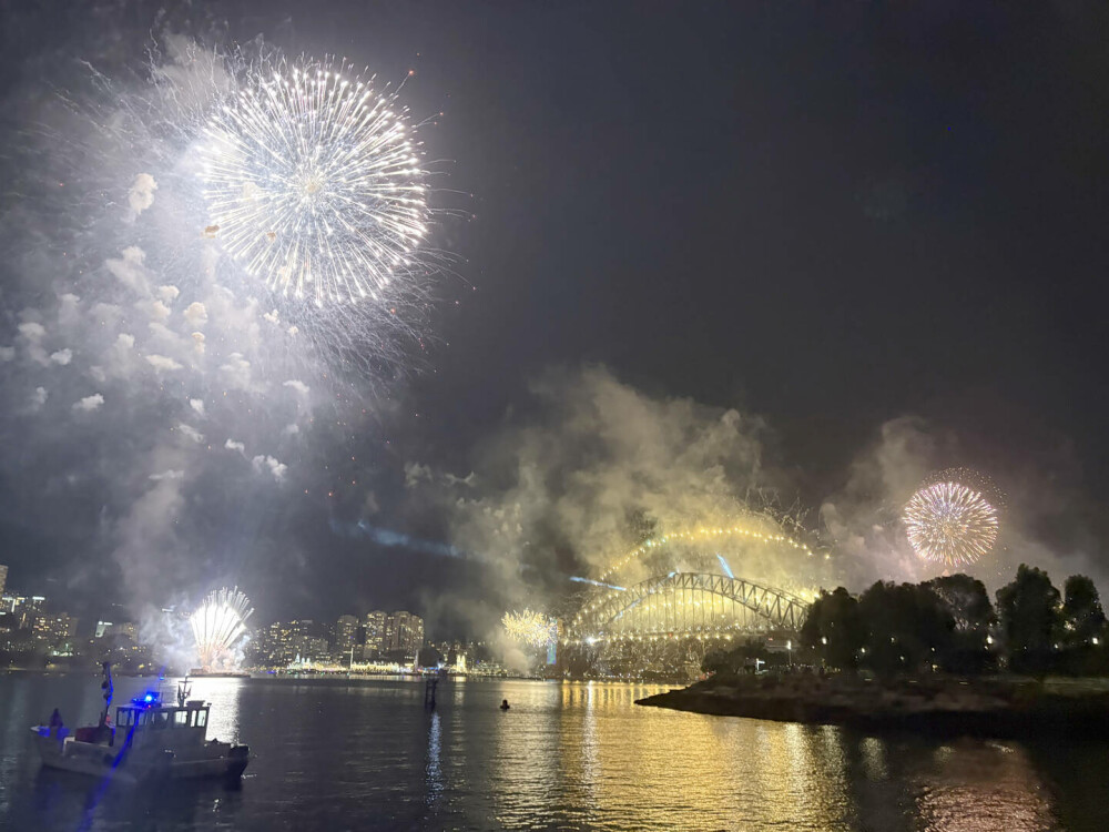 Primele locuri din lume care au intrat deja în anul 2026. Unde s-a dat startul Revelionului | GALERIE FOTO - Imaginea 1