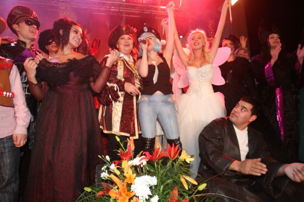 11 ani Acasa: Afla cine a fost Rege si Regina la cel mai tare carnaval - Imaginea 3