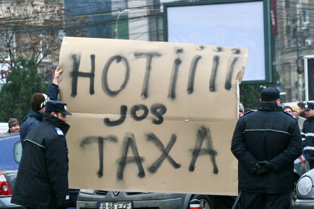 Cu masina la protest! Taxa auto scoate din nou soferii in strada - Imaginea 3