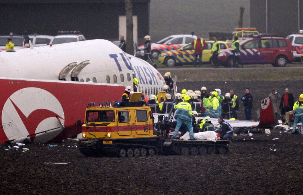 Avion prabusit langa Amsterdam! 9 morti si 50 de raniti! - Imaginea 1