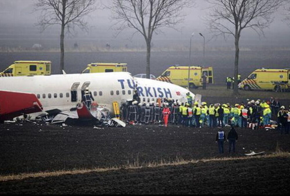 Ipoteza unui atac terorist exclusa in cazul avionului prabusit la Amsterdam - Imaginea 6