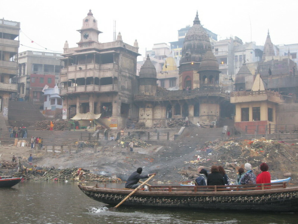 Planeta India: Varanasi - hindu people, magic people - Imaginea 14