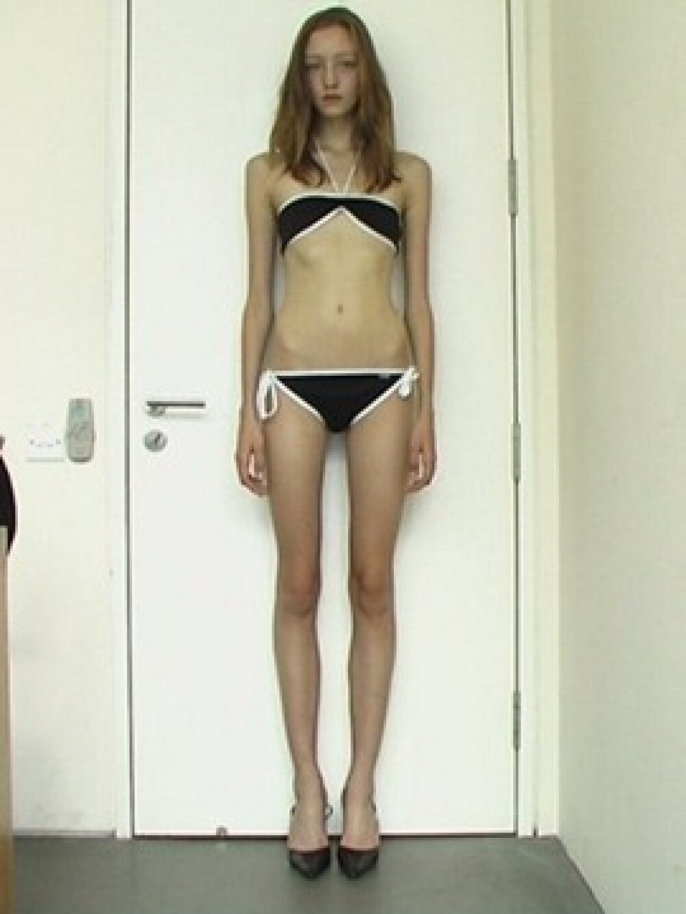 Modele macinate de anorexie. Sacrificiul pentru o viata pe catwalk FOTO - Imaginea 6