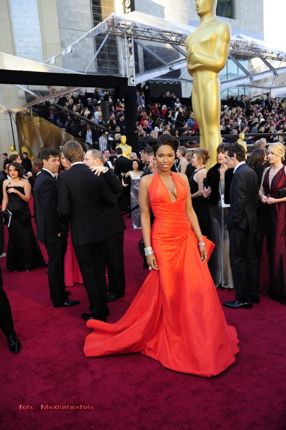 Cele mai frumoase rochii. Rosul si culorile pale, “vedete” la Oscar. FOTO - Imaginea 10