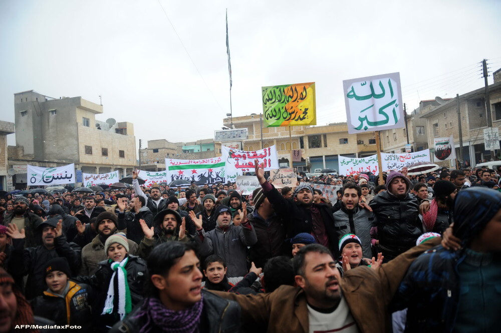 Analiza AFP. Siria in 2012 - de la revolutie la razboi total - Imaginea 4