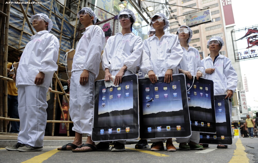 VIDEO si FOTO. Fabricile Apple SECRETE din China. Primul reportaj facut vreodata, exclusiv ABC News - Imaginea 3