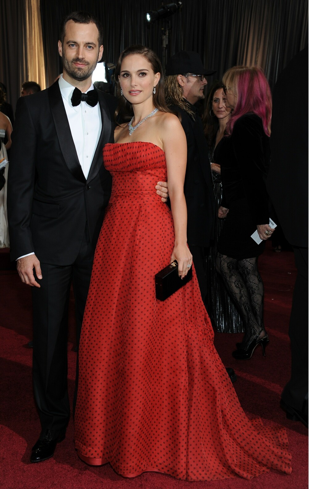 Defilarea starurilor pe covorul rosu, la Oscar 2012. Ce rochii au purtat vedetele. FOTO - Imaginea 8