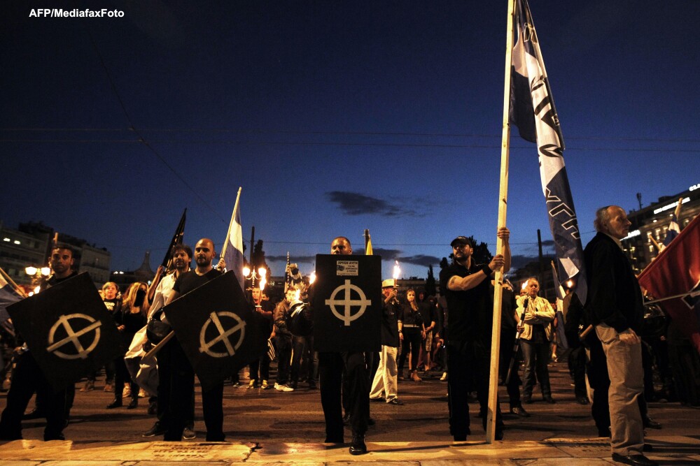 Ascensiunea raului. Tot mai multi tineri din Grecia sunt atrasi de partidul neo-nazist Zorii Aurii - Imaginea 3