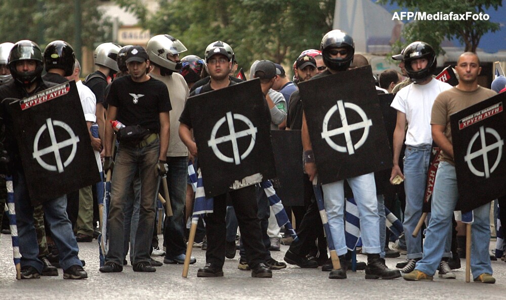 Ascensiunea raului. Tot mai multi tineri din Grecia sunt atrasi de partidul neo-nazist Zorii Aurii - Imaginea 4