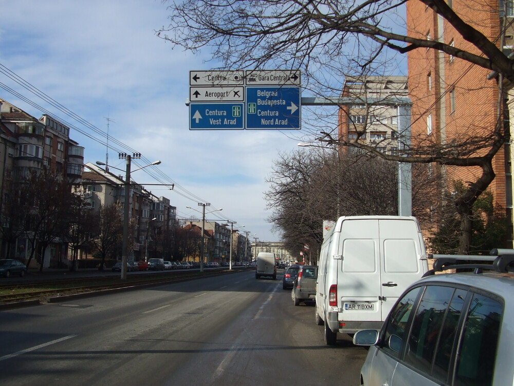 Primele semnalizatoare rutiere europene au fost montate deja in Arad. Cum arata acestea - Imaginea 1