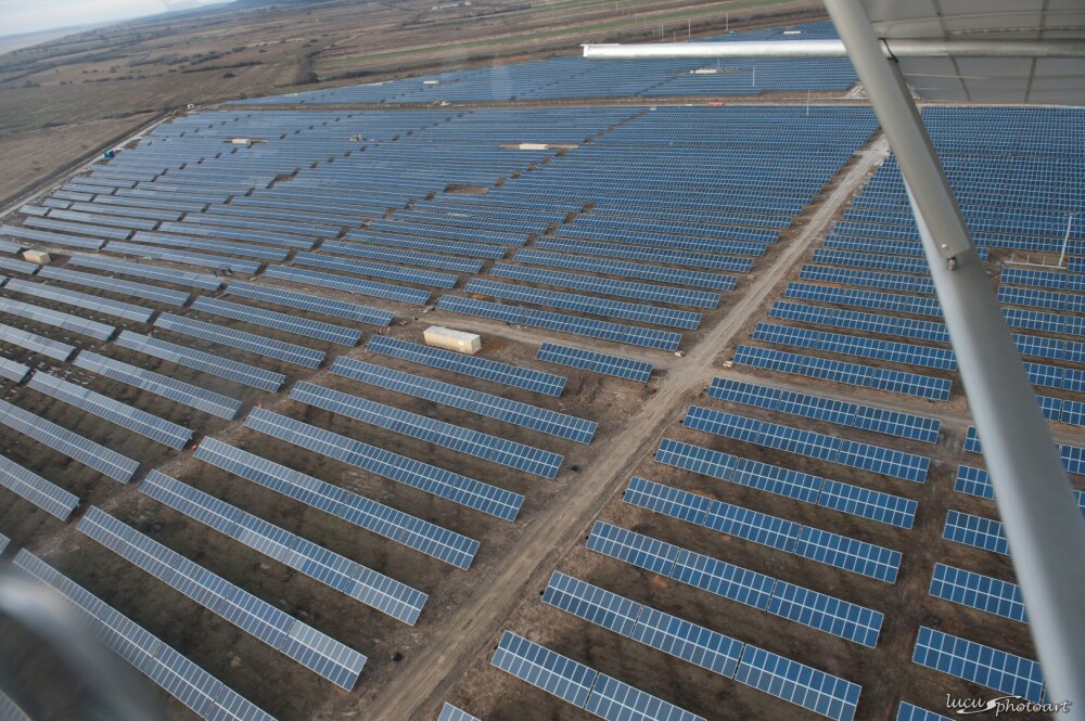 Sebis va avea cel mai mare parc fotovoltaic din Romania. Investitie cat 28 de insule in Grecia - Imaginea 6