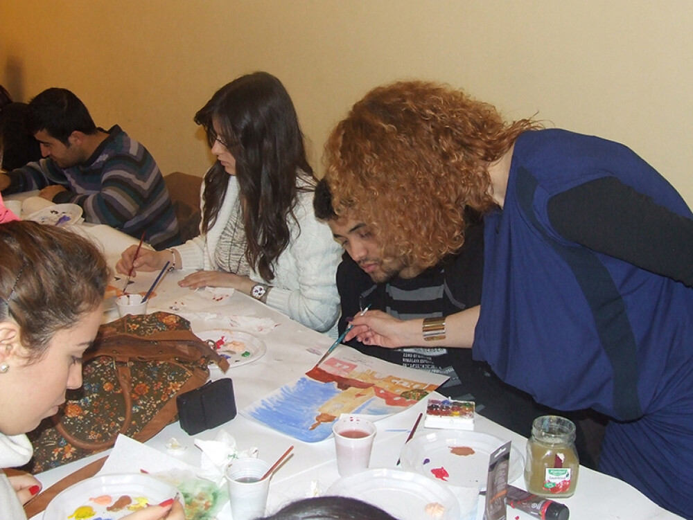 Studentii Erasmus si-au fabricat propriile suveniruri in cadrul unui workshop organizat la Sibiu - Imaginea 5