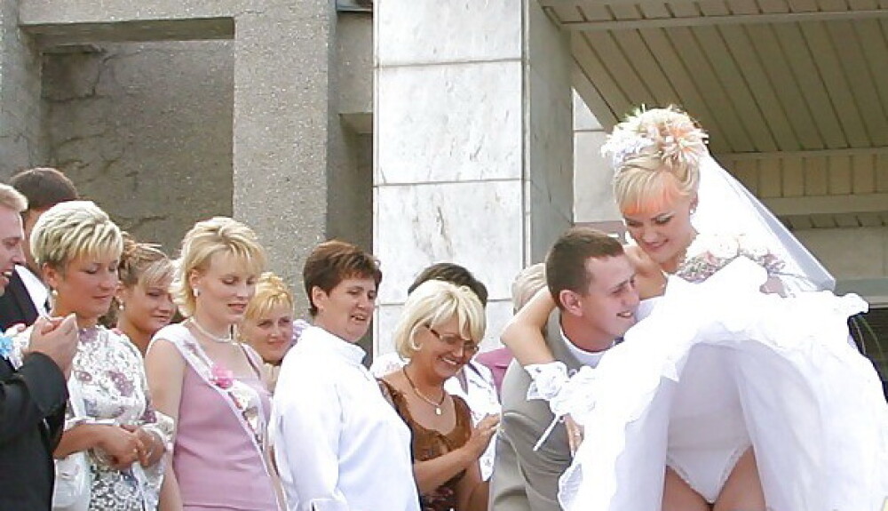 Pozele de nunta pe care familia nu o sa le vada niciodata. Cum au fost surprinse aceste mirese. FOTO - Imaginea 4