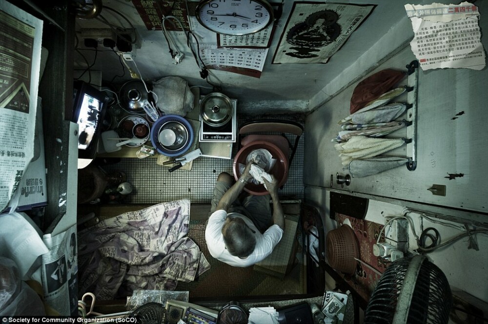 Galerie FOTO. Viata in 8 metri patrati. Saracia lucie dintr-unul din cele mai bogate orase ale lumii - Imaginea 3
