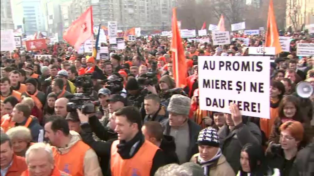 Miting al PDL, in Bucuresti. Peste 7000 de persoane prezente, alaturi de liderii democrat-liberali - Imaginea 2