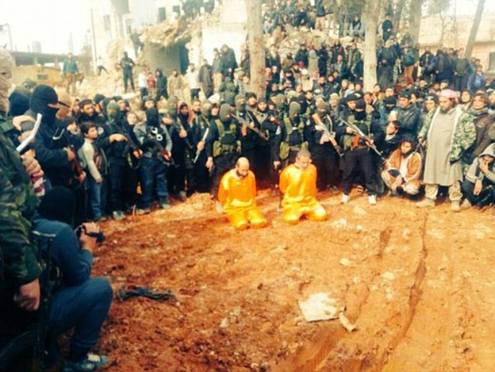 Inca 3 executii comise de Statul Islamic. Jihadistii au impuscat doi 