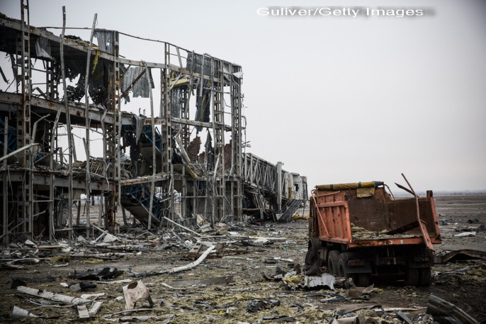 Apocalipsa din estul Ucrainei. Peisajul dezolant din Donetk aduce aminte de sfarsitul celui de-Al Doilea Razboi Mondial. FOTO - Imaginea 3
