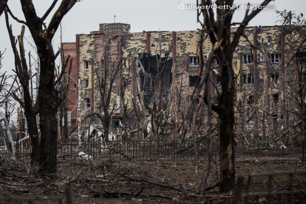 Apocalipsa din estul Ucrainei. Peisajul dezolant din Donetk aduce aminte de sfarsitul celui de-Al Doilea Razboi Mondial. FOTO - Imaginea 5