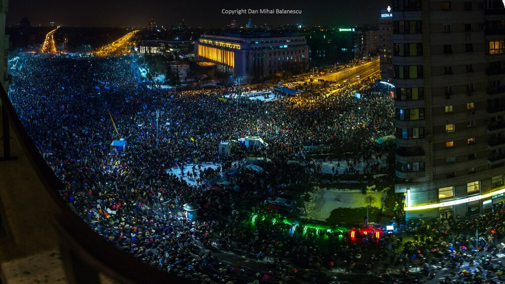 Filmul protestelor din Capitala, la care au participat 120.000 de oameni. Ciocniri intre jandarmi si cativa indivizi violenti - Imaginea 33