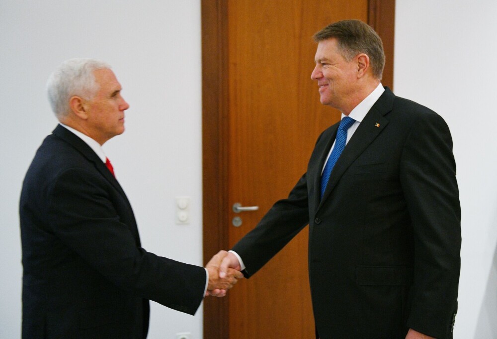 Klaus Iohannis s-a întâlnit cu vicepreşedintele Statelor Unite, Mike Pence. FOTO - Imaginea 1
