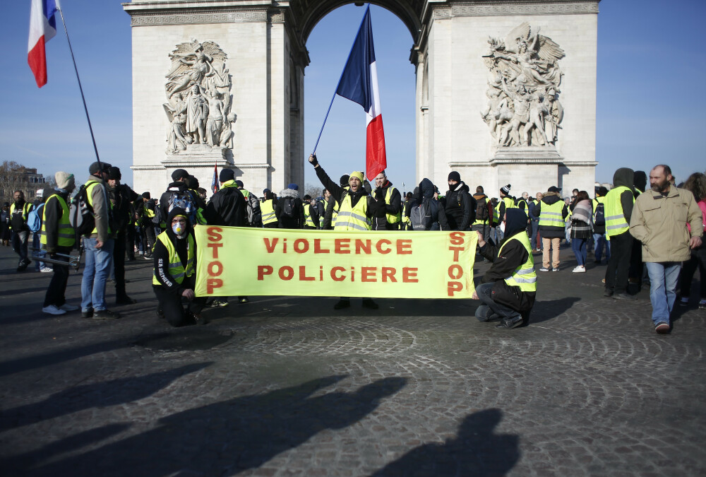 Peste 41.000 de ”veste galbene” în stradă, în Franța. Al 14-lea weekend de proteste - Imaginea 3