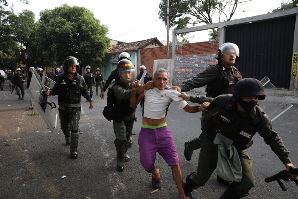 Maduro, trădat de peste 100 de membri ai forțelor de ordine. Au fugit în Columbia - Imaginea 3