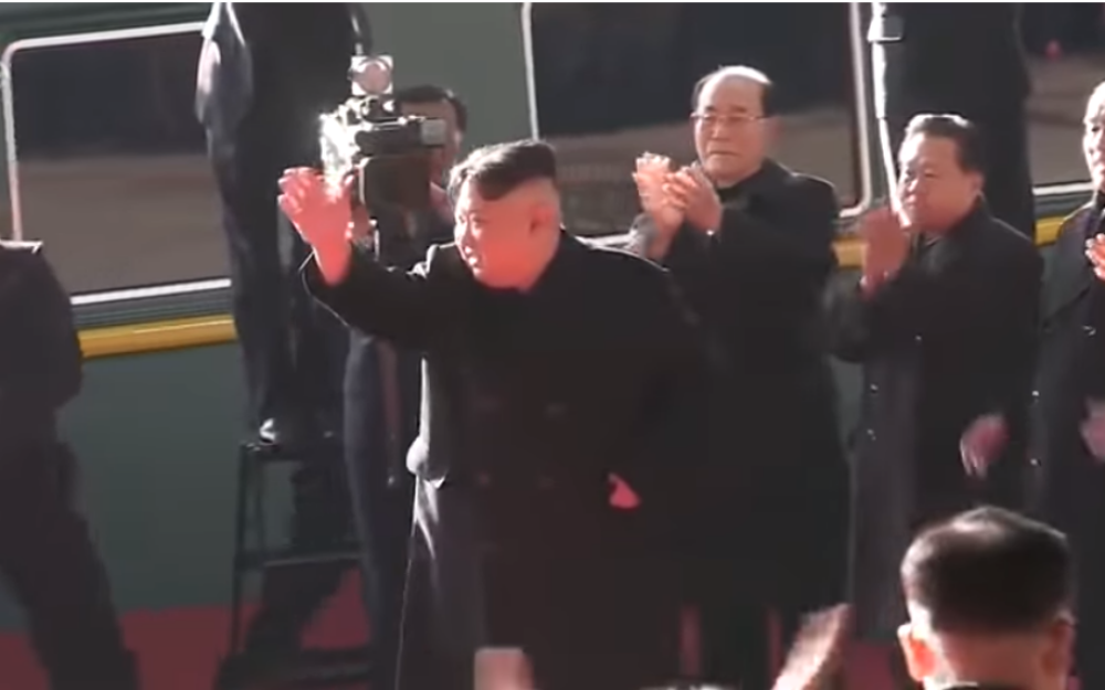 Primele imagini cu Kim Jong-un din călătoria de 47 de ore cu trenul către Vietnam. VIDEO - Imaginea 2