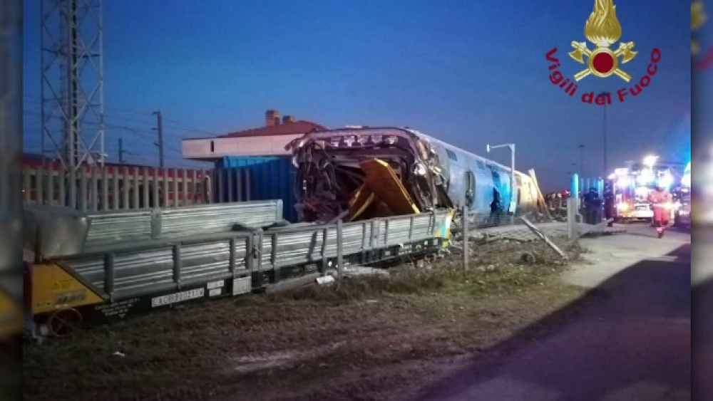 Un tren de mare viteză a deraiat în Italia. Doi morți și zeci de răniți - Imaginea 1