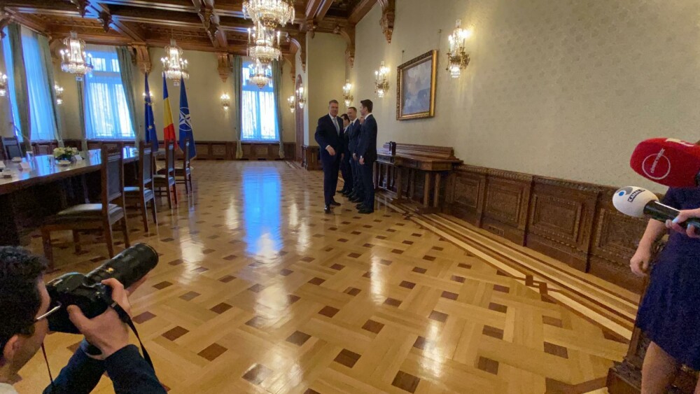 Consultări la Cotroceni. Orban, „premierul de sacrificiu” prin care Iohannis forțează anticipatele - Imaginea 7